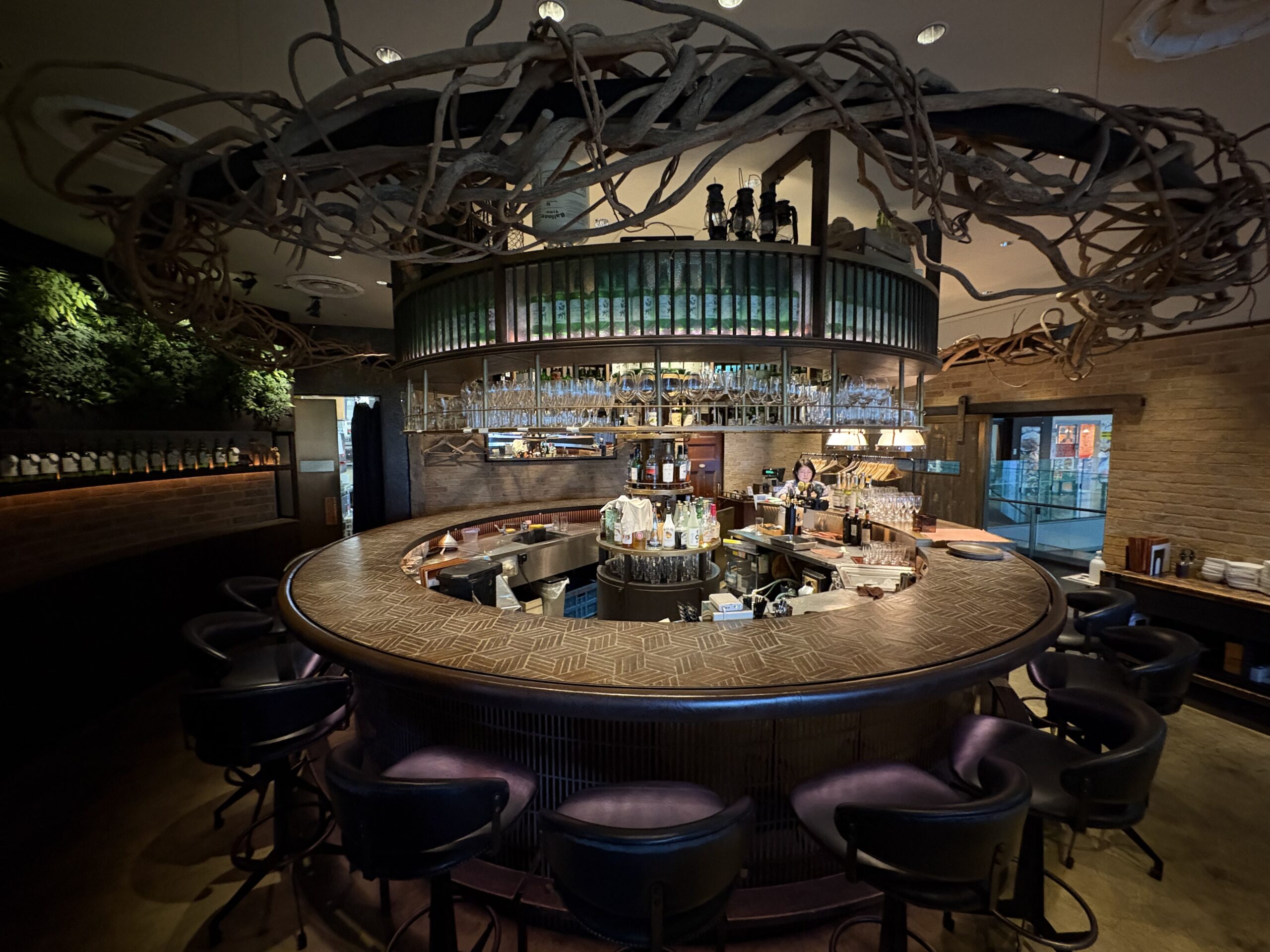 洗練された大人のBARカウンター